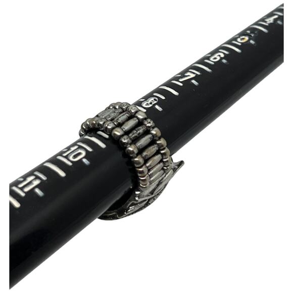 Black Stone Silver Tone Stretch Ring Leaf Design Vintage Style Adjustable Gothic - Picture 6 of 9